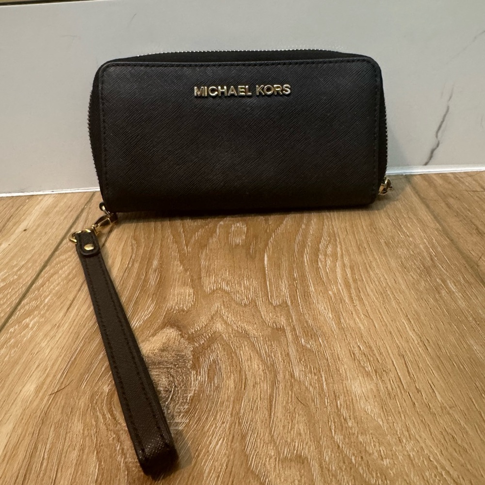 Michael Kors Black Wristlet Wallet